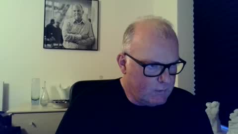 Snapshot of nicexxdane chatting on 01-01-25, 02:42 nicexxdane online show from 01-01-25, 02:42