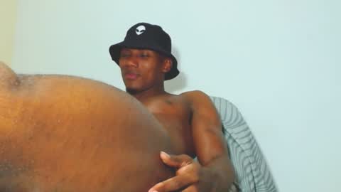 Snapshot of nicholas_smith3 chatting on 01-24-25, 08:22 NICHOLAS online show from 01-24-25, 08:22