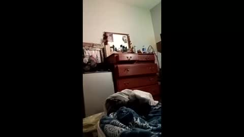 Snapshot of nichole9991 chatting on 12-04-25, 03:05 nichole9991 online show from 12-04-25, 03:05