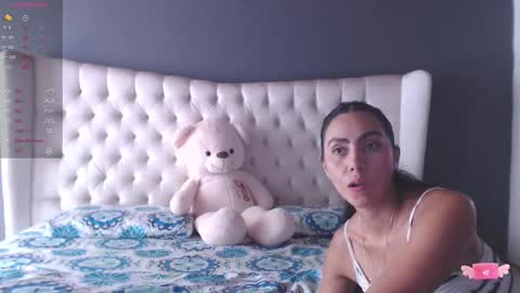 Nichole online show from 01-10-25, 06:17
