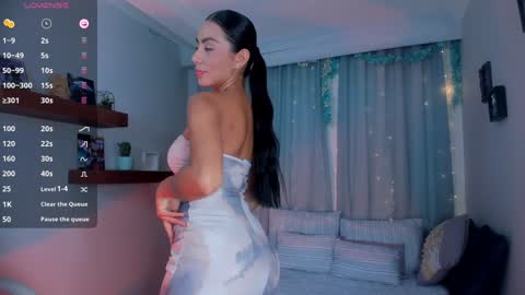 Nichole online show from 01-31-25, 03:00