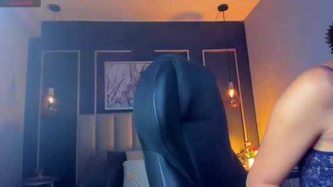 Nichole online show from 02-14-25, 11:42