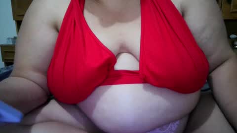 Snapshot of nicholle chatting on 07-14-26, 02:05 Nicholle online show from 07-14-26, 02:05