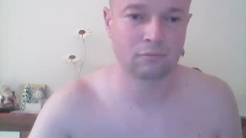 Snapshot of nick1990b chatting on 01-20-25, 06:21 nick1990b online show from 01-20-25, 06:21