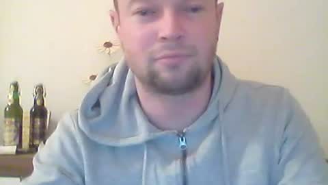 Snapshot of nick1990b chatting on 02-27-25, 07:58 nick1990b online show from 02-27-25, 07:58