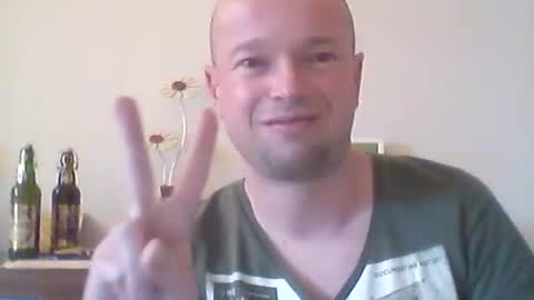 Snapshot of nick1990b chatting on 03-05-25, 03:51 nick1990b online show from 03-05-25, 03:51