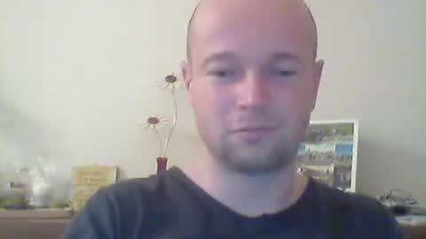 Snapshot of nick1990b chatting on 10-22-25, 05:24 nick1990b online show from 10-22-25, 05:24