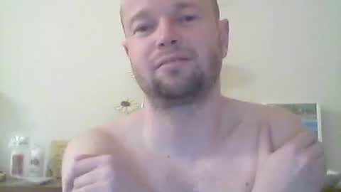 Snapshot of nick1990b chatting on 02-01-26, 05:33 nick1990b online show from 02-01-26, 05:33