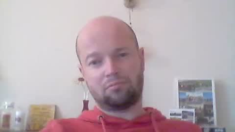 Snapshot of nick1990b chatting on 02-05-26, 12:10 nick1990b online show from 02-05-26, 12:10