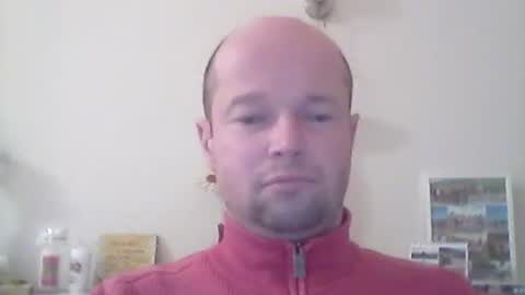 Snapshot of nick1990b chatting on 02-15-26, 06:37 nick1990b online show from 02-15-26, 06:37