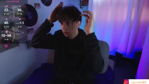 Snapshot of nick_bangover chatting on 09-30-25, 06:57 Nico online show from 09-30-25, 06:57