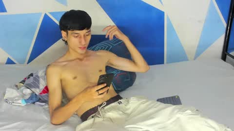 Snapshot of nick_damon chatting on 05-17-26, 08:16 Nick online show from 05-17-26, 08:16