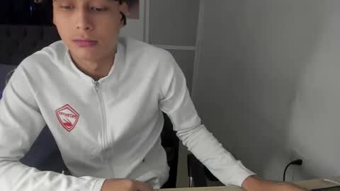 Snapshot of nick_master2 chatting on 06-06-26, 05:50 nick_master2 online show from 06-06-26, 05:50