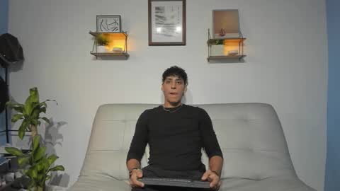 Snapshot of nick_nova chatting on 11-01-25, 05:37 nick_nova online show from 11-01-25, 05:37