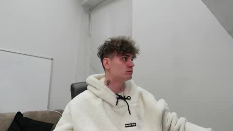 Snapshot of nick_phillip chatting on 11-01-25, 01:46 NICK PHILLIP online show from 11-01-25, 01:46