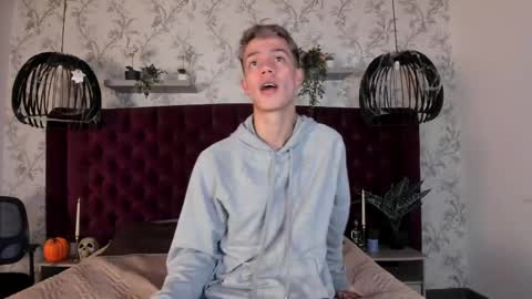 Nick  online show from 10-28-25, 12:09