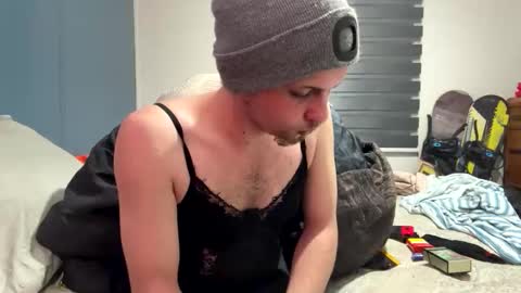 Snapshot of nickie42082 chatting on 10-27-25, 07:12 nickie42082 online show from 10-27-25, 07:12