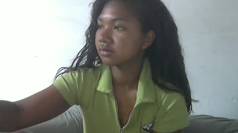 Snapshot of nickiqqyuu chatting on 05-14-26, 12:06 nickiqqyuu online show from 05-14-26, 12:06