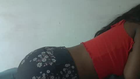 Snapshot of nickiqqyuu chatting on 05-15-26, 11:01 nickiqqyuu online show from 05-15-26, 11:01