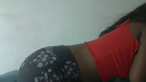 Snapshot of nickiqqyuu chatting on 05-15-26, 11:45 nickiqqyuu online show from 05-15-26, 11:45