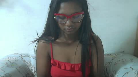 nickiqqyuu online show from 06-17-26, 12:02