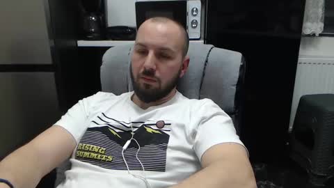 Snapshot of nickolas22 chatting on 02-03-25, 10:43 Julian online show from 02-03-25, 10:43