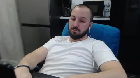 Julian online show from 02-03-26, 10:59