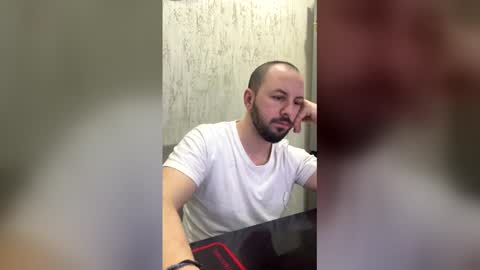 Julian online show from 03-03-26, 09:53