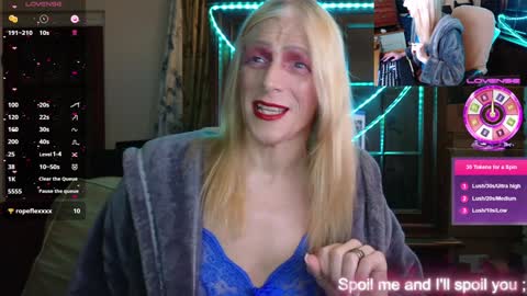 Snapshot of nicktu52 chatting on 12-22-24, 01:23 nicktuuk online show from 12-22-24, 01:23