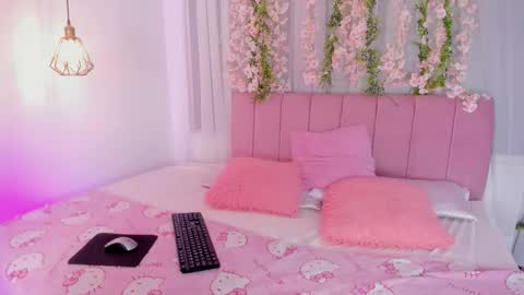 nicky_bonny18 online show from 02-05-26, 12:10