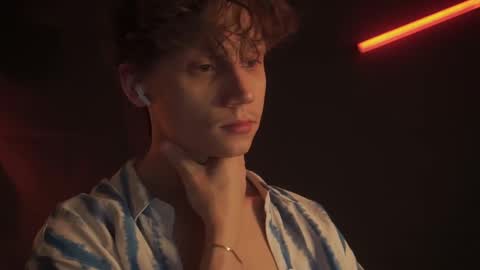 Nicky Neal online show from 03-12-25, 02:52