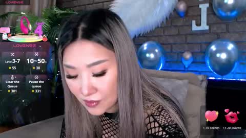 Today is my 41st birthday  And in 2 hours Im waiting for you on the stream Stock up on tokens and a good mood Nicky online show from 02-16-26, 01:07