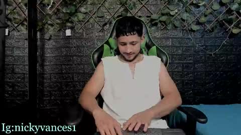 nicky online show from 10-26-25, 09:10