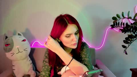 Nicky Weekends online show from 12-13-24, 08:20