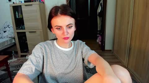 Nicky Weekends online show from 02-03-25, 11:42