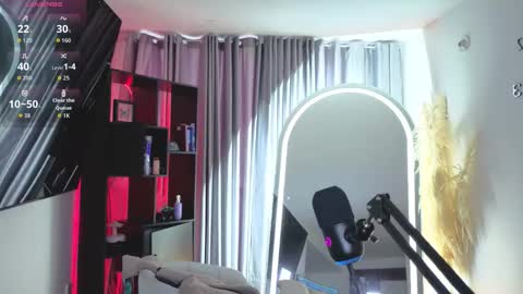 Nicky online show from 10-11-25, 09:24