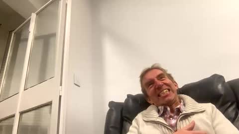 Snapshot of nico181969 chatting on 02-07-25, 07:38 Nico online show from 02-07-25, 07:38