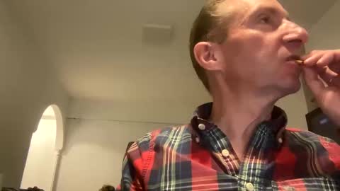 Snapshot of nico181969 chatting on 02-24-25, 09:09 Nico online show from 02-24-25, 09:09