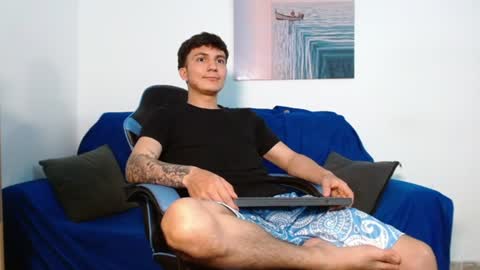 Snapshot of nico_bellini chatting on 06-20-26, 03:37 Nico online show from 06-20-26, 03:37