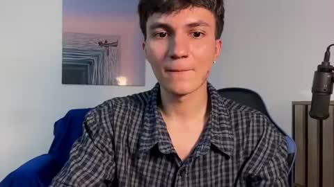 Snapshot of nico_bellini chatting on 06-21-26, 05:32 Nico online show from 06-21-26, 05:32