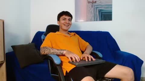 Snapshot of nico_bellini chatting on 06-21-26, 06:43 Nico online show from 06-21-26, 06:43
