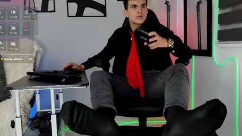 Snapshot of nico_pelusa chatting on 02-21-26, 10:00 Nico online show from 02-21-26, 10:00