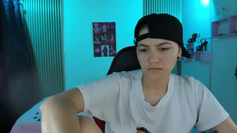 Snapshot of nicocoox chatting on 05-27-26, 10:40 NICO online show from 05-27-26, 10:40