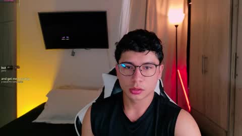 Snapshot of nicocruzz chatting on 09-16-25, 11:33 Nico Cruz online show from 09-16-25, 11:33