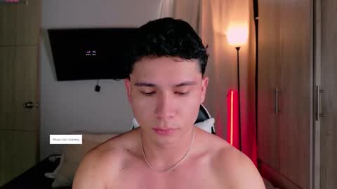 Snapshot of nicocruzz chatting on 09-17-25, 11:56 Nico Cruz online show from 09-17-25, 11:56