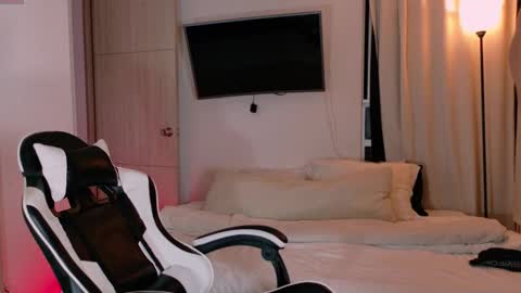 Snapshot of nicocruzz chatting on 09-20-25, 11:39 Nico Cruz online show from 09-20-25, 11:39