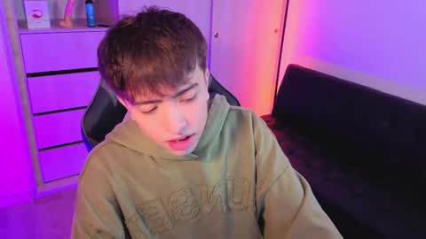 Nicolas online show from 09-26-25, 10:03