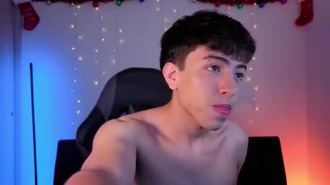 Nicolas online show from 12-22-25, 08:06