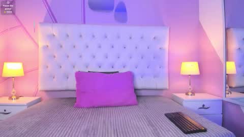 Nicol  online show from 03-04-26, 05:13