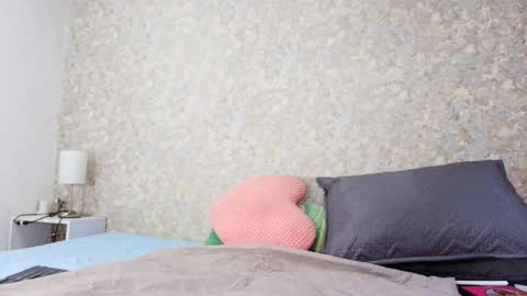 Nicol online show from 10-06-25, 07:22